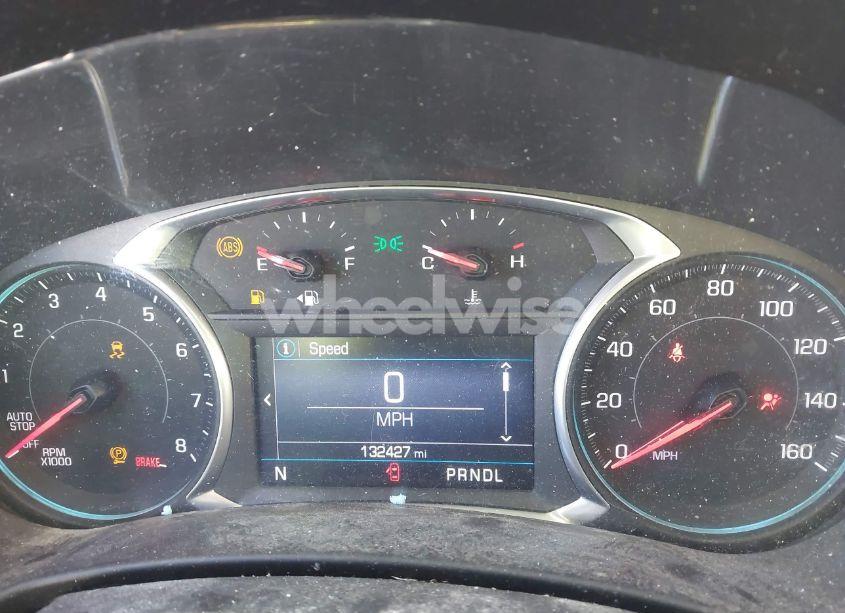 Photo 7 of 2019 Chevrolet Equinox LT (VIN 3GNAXUEV9KS567774)