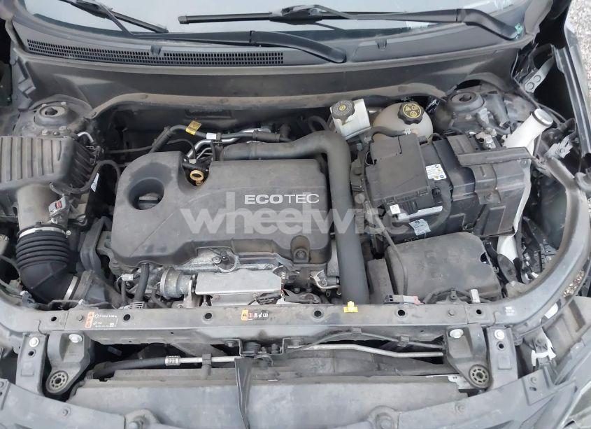 Photo 10 of 2019 Chevrolet Equinox LT (VIN 3GNAXUEV9KS628573)