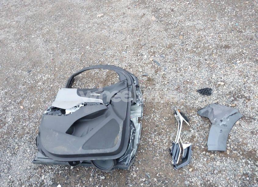 Photo 12 of 2019 Chevrolet Equinox LT (VIN 3GNAXUEV9KS628573)