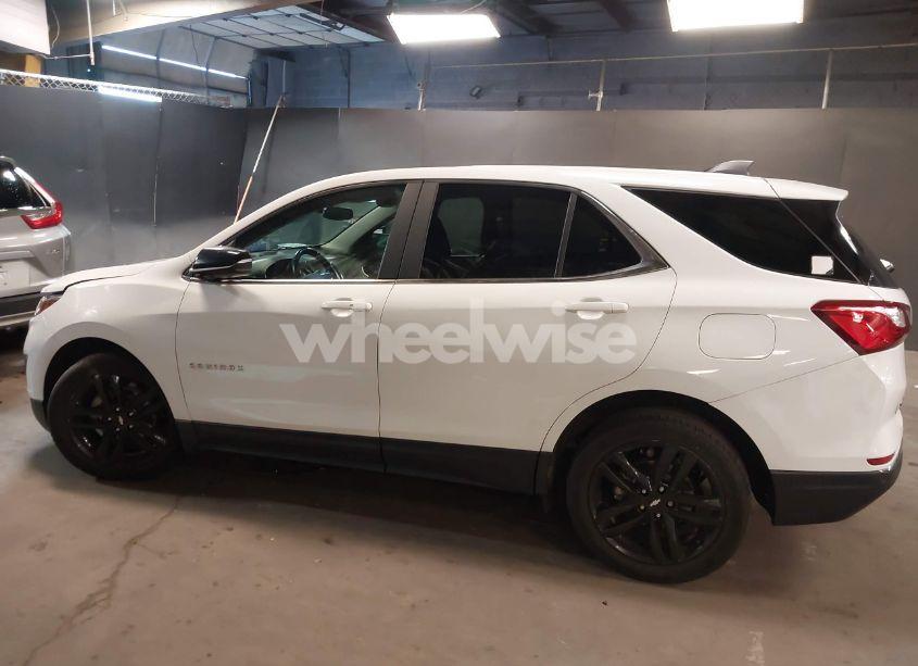 Photo 14 of 2021 Chevrolet Equinox AWD LT (VIN 3GNAXUEV9ML304391)