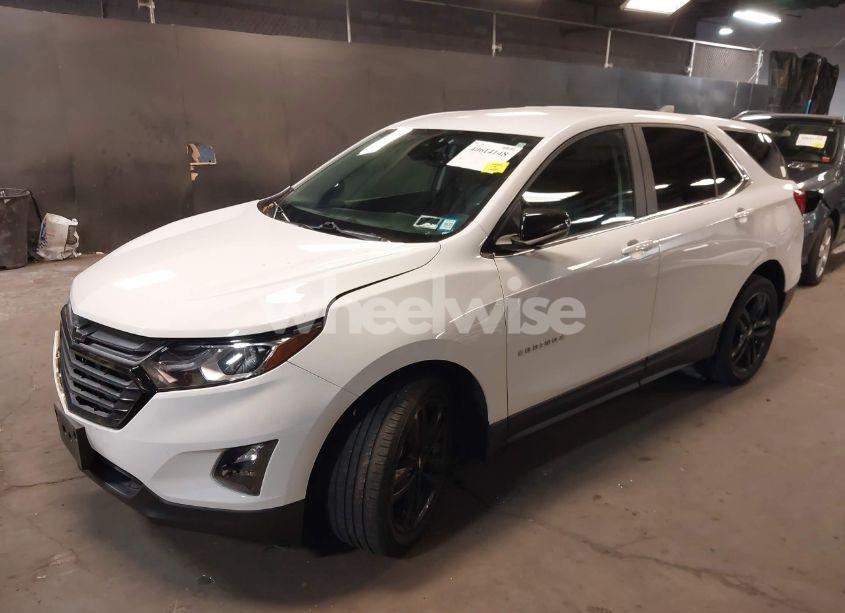 Photo 2 of 2021 Chevrolet Equinox AWD LT (VIN 3GNAXUEV9ML304391)