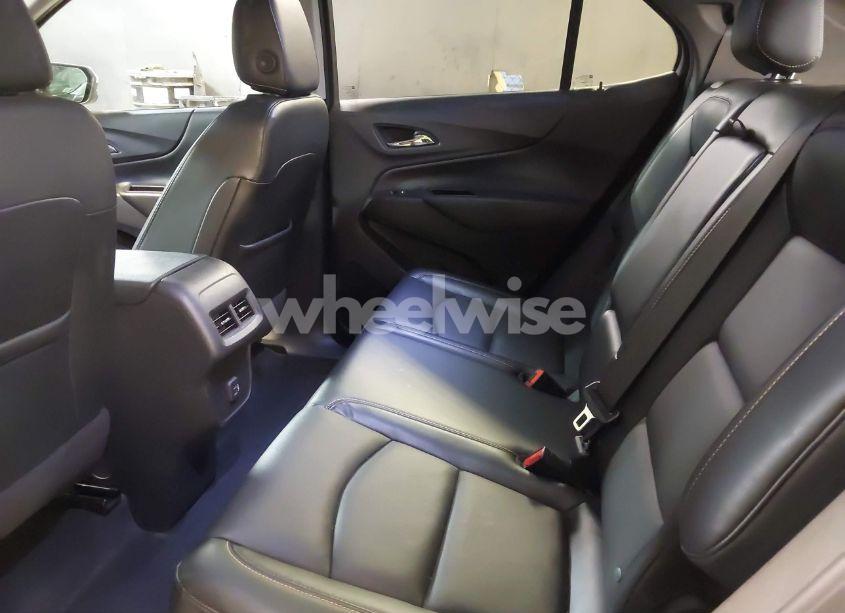 Photo 8 of 2021 Chevrolet Equinox AWD LT (VIN 3GNAXUEV9ML304391)