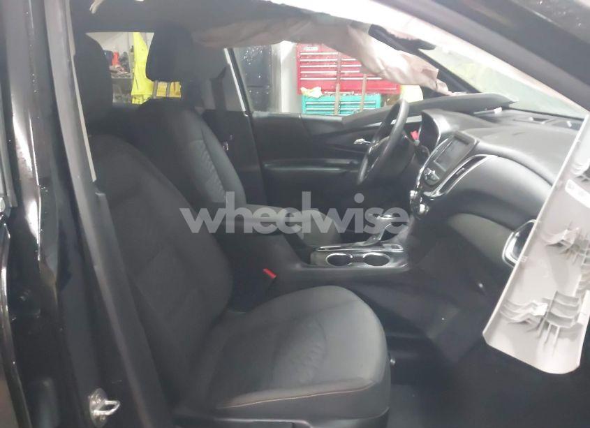 Photo 5 of 2021 Chevrolet Equinox AWD LT (VIN 3GNAXUEV9ML364669)