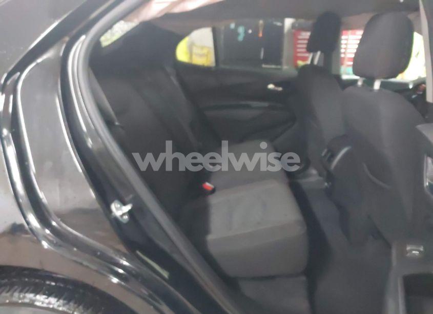 Photo 8 of 2021 Chevrolet Equinox AWD LT (VIN 3GNAXUEV9ML364669)