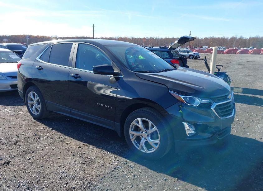 2021 Chevrolet Equinox AWD LT (VIN 3GNAXUEV9ML390219) main photo