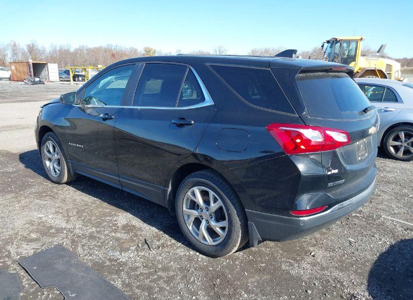 Photo 3 of 2021 Chevrolet Equinox AWD LT (VIN 3GNAXUEV9ML390219)