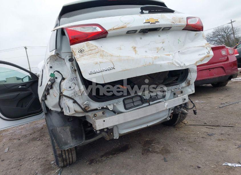 Photo 6 of 2021 Chevrolet Equinox AWD LT (VIN 3GNAXUEV9MS169645)