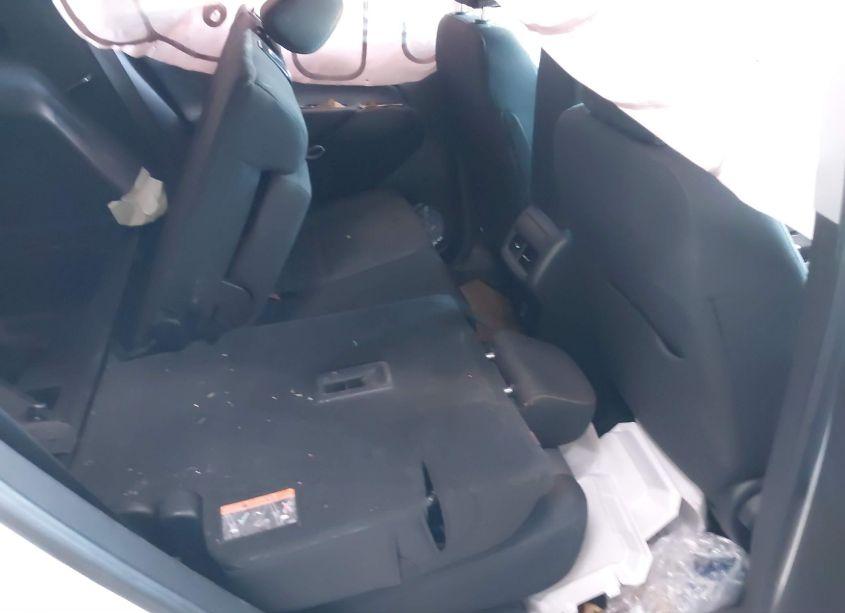 Photo 8 of 2022 Chevrolet Equinox AWD LT (VIN 3GNAXUEV9NL123292)