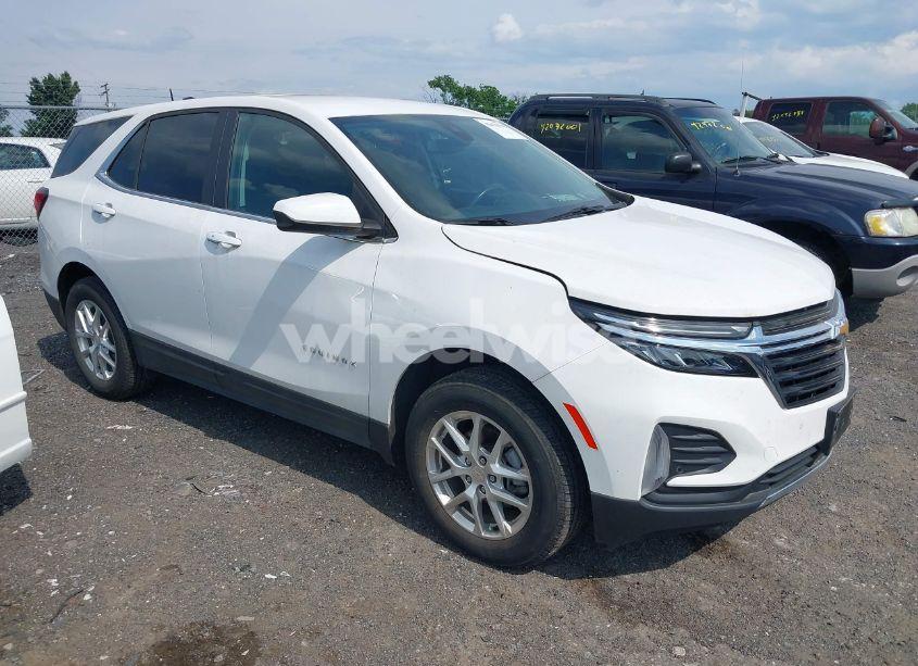 2022 Chevrolet Equinox AWD LT (VIN 3GNAXUEV9NL174839) main photo