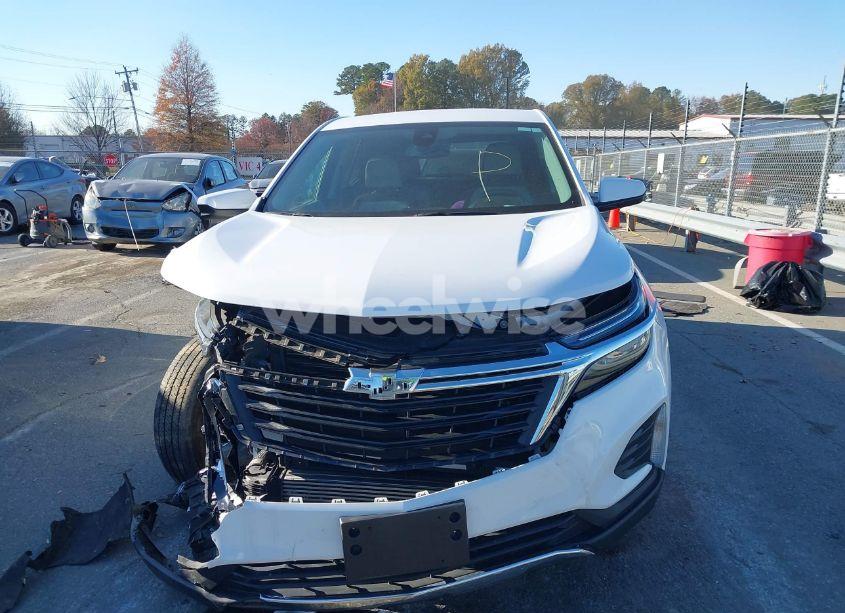 Photo 11 of 2022 Chevrolet Equinox AWD LT (VIN 3GNAXUEV9NL189437)