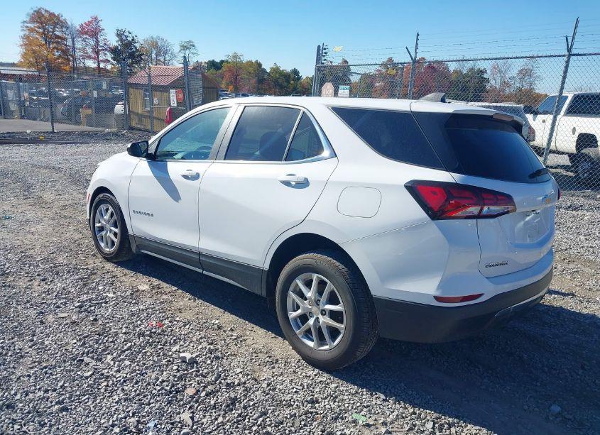 Photo 3 of 2022 Chevrolet Equinox AWD LT (VIN 3GNAXUEV9NL241102)