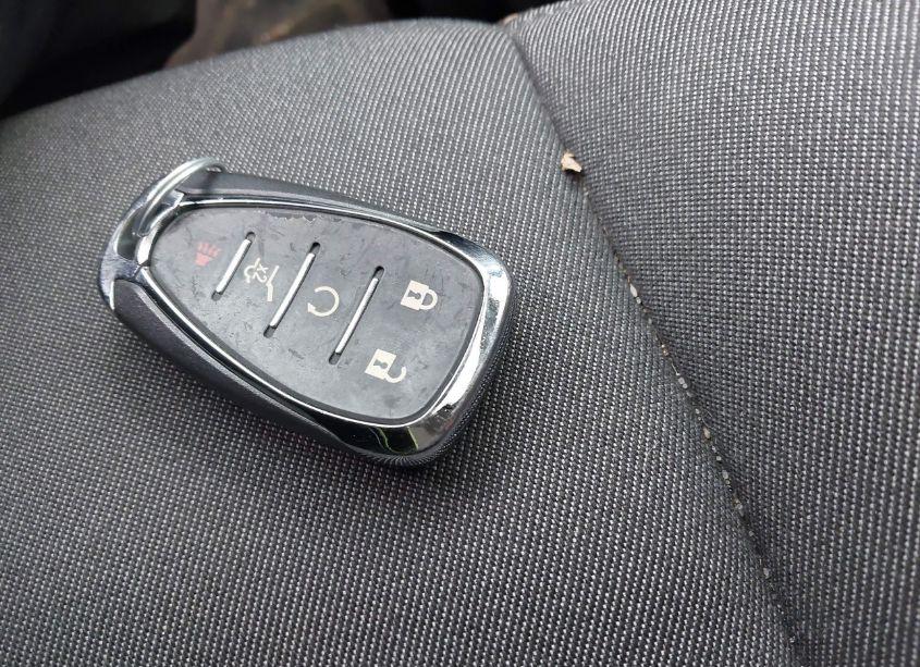 Photo 11 of 2019 Chevrolet Equinox LT (VIN 3GNAXUEVXKL119800)