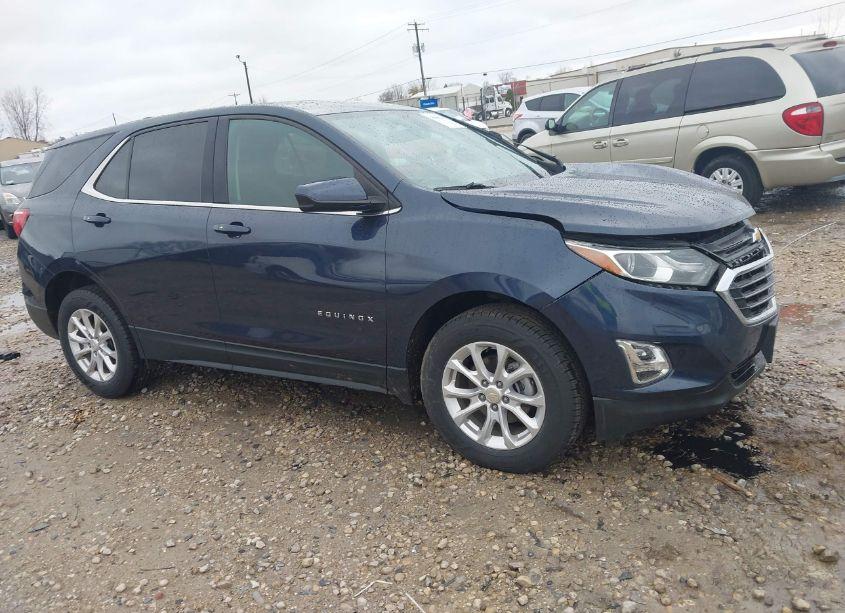 2019 Chevrolet Equinox LT (VIN 3GNAXUEVXKL140145) main photo