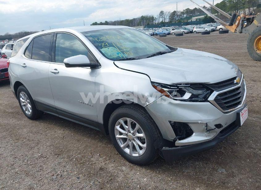 2019 Chevrolet Equinox LT (VIN 3GNAXUEVXKL358893) main photo