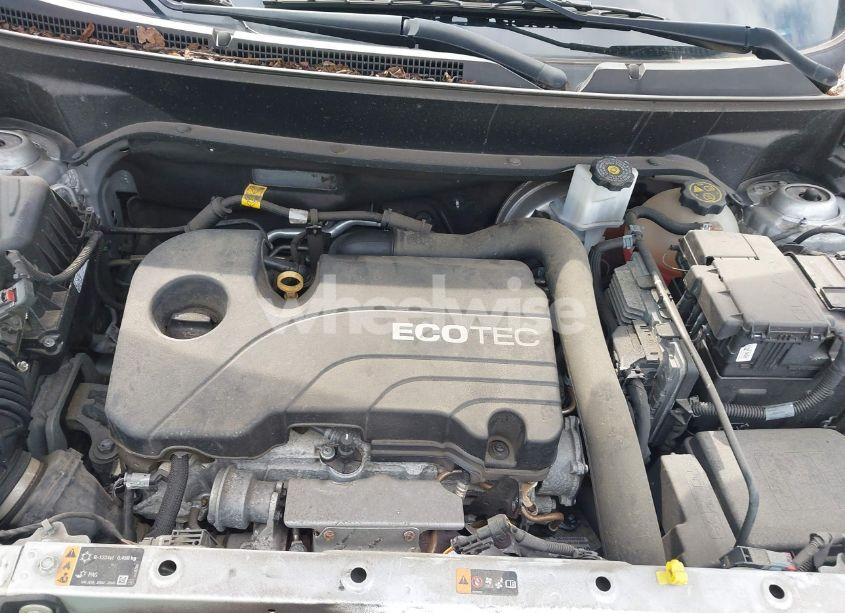 Photo 10 of 2019 Chevrolet Equinox LT (VIN 3GNAXUEVXKL358893)