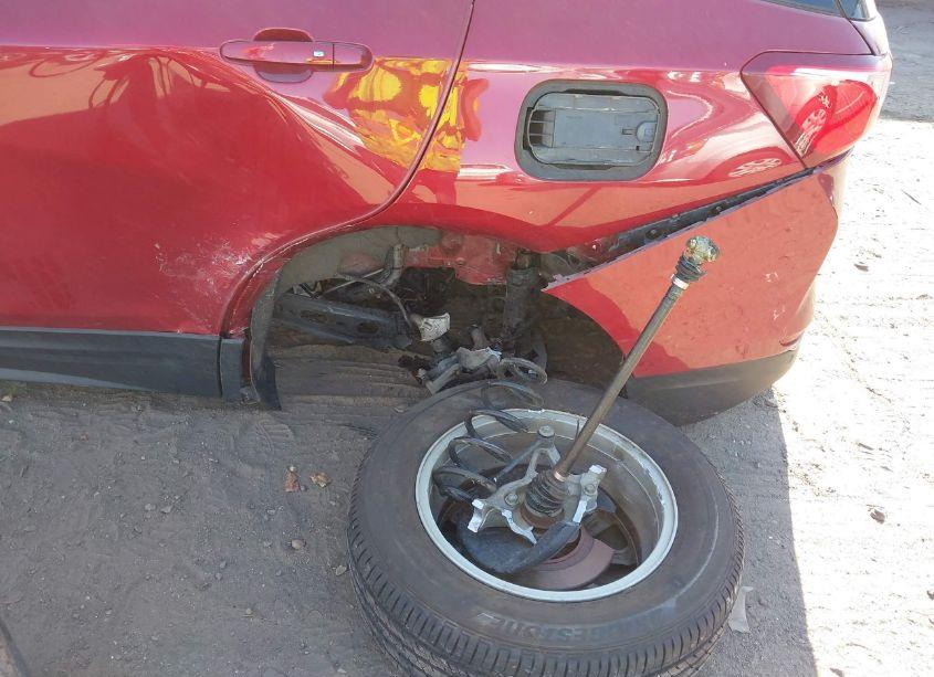 Photo 6 of 2019 Chevrolet Equinox LT (VIN 3GNAXUEVXKS545797)