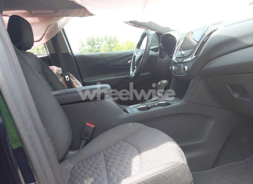Photo 5 of 2020 Chevrolet Equinox AWD LT 1.5L TURBO (VIN 3GNAXUEVXLS655671)
