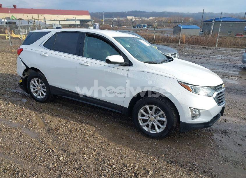 2020 Chevrolet Equinox AWD LT 1.5L TURBO (VIN 3GNAXUEVXLS712659) main photo