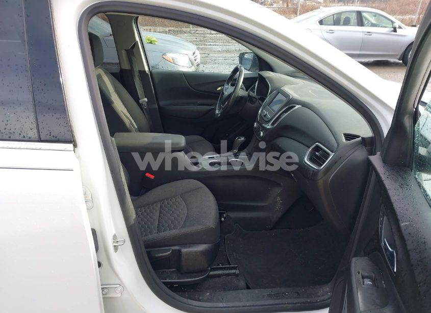 Photo 5 of 2020 Chevrolet Equinox AWD LT 1.5L TURBO (VIN 3GNAXUEVXLS712659)