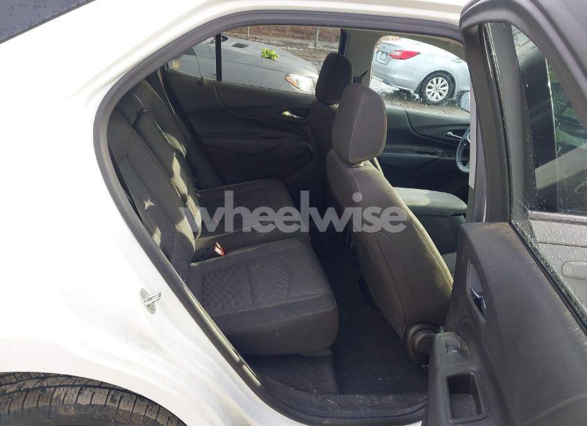 Photo 8 of 2020 Chevrolet Equinox AWD LT 1.5L TURBO (VIN 3GNAXUEVXLS712659)