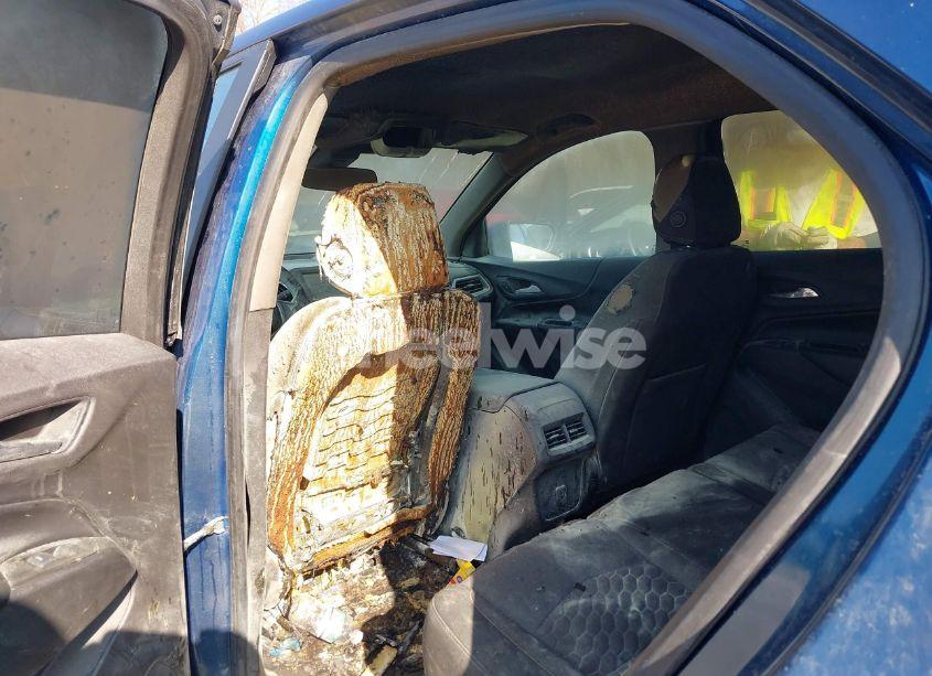 Photo 6 of 2021 Chevrolet Equinox AWD LT (VIN 3GNAXUEVXML355219)