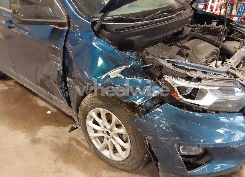 Photo 6 of 2021 Chevrolet Equinox AWD LT (VIN 3GNAXUEVXML362462)