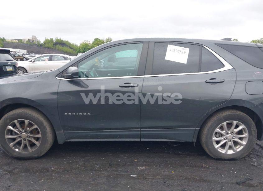 Photo 14 of 2021 Chevrolet Equinox AWD LT (VIN 3GNAXUEVXML378399)