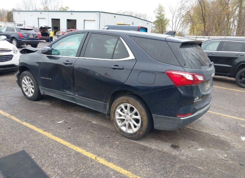Photo 3 of 2021 Chevrolet Equinox AWD LT (VIN 3GNAXUEVXMS140896)