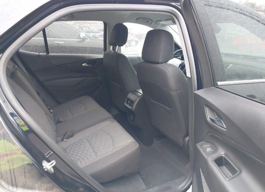 Photo 8 of 2021 Chevrolet Equinox AWD LT (VIN 3GNAXUEVXMS140896)