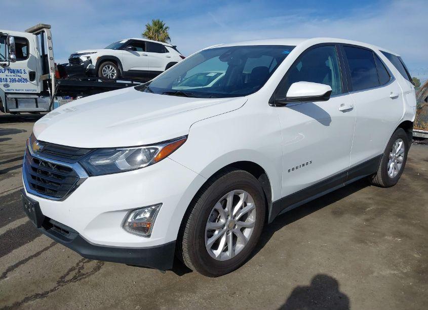 Photo 2 of 2021 Chevrolet Equinox AWD LT (VIN 3GNAXUEVXMS159870)
