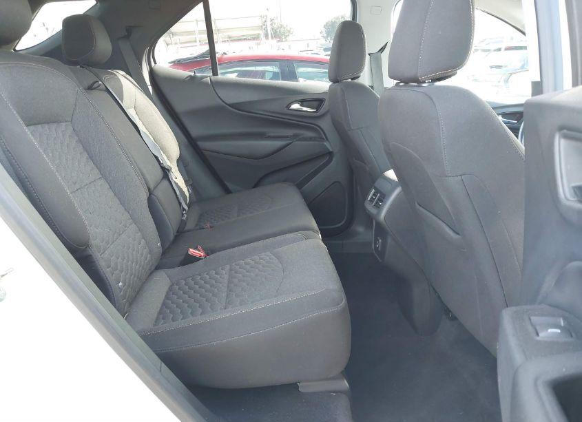 Photo 8 of 2021 Chevrolet Equinox AWD LT (VIN 3GNAXUEVXMS159870)