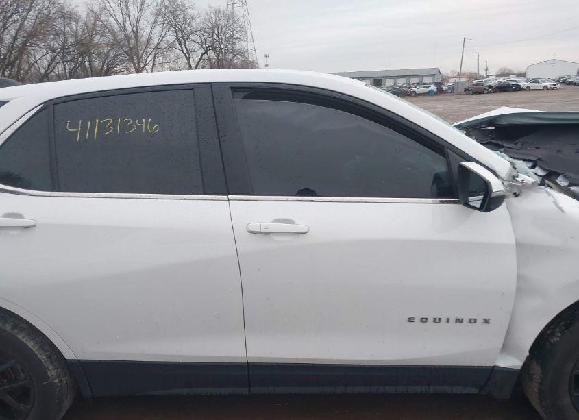 Photo 13 of 2022 Chevrolet Equinox AWD LT (VIN 3GNAXUEVXNL119784)