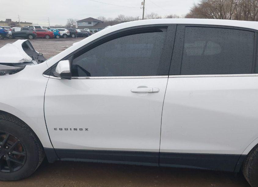 Photo 14 of 2022 Chevrolet Equinox AWD LT (VIN 3GNAXUEVXNL119784)