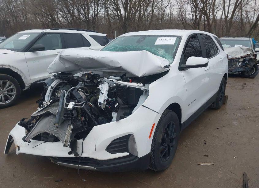 Photo 2 of 2022 Chevrolet Equinox AWD LT (VIN 3GNAXUEVXNL119784)