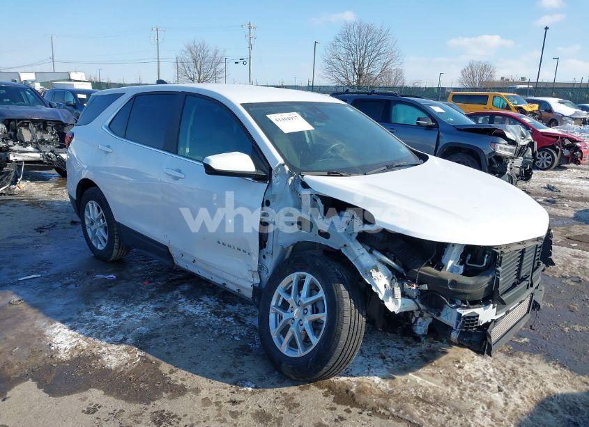 2022 Chevrolet Equinox AWD LT (VIN 3GNAXUEVXNL140490) main photo