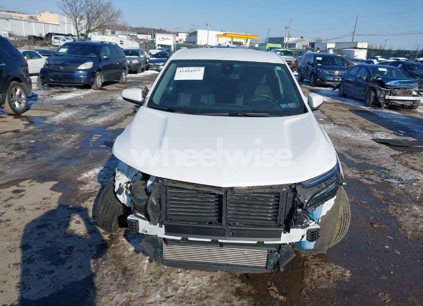 Photo 13 of 2022 Chevrolet Equinox AWD LT (VIN 3GNAXUEVXNL140490)