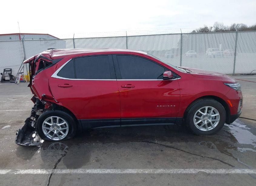 Photo 13 of 2022 Chevrolet Equinox AWD LT (VIN 3GNAXUEVXNL144281)