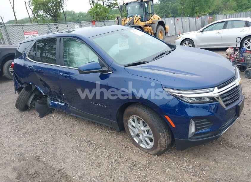 2022 Chevrolet Equinox AWD LT (VIN 3GNAXUEVXNL313294) main photo