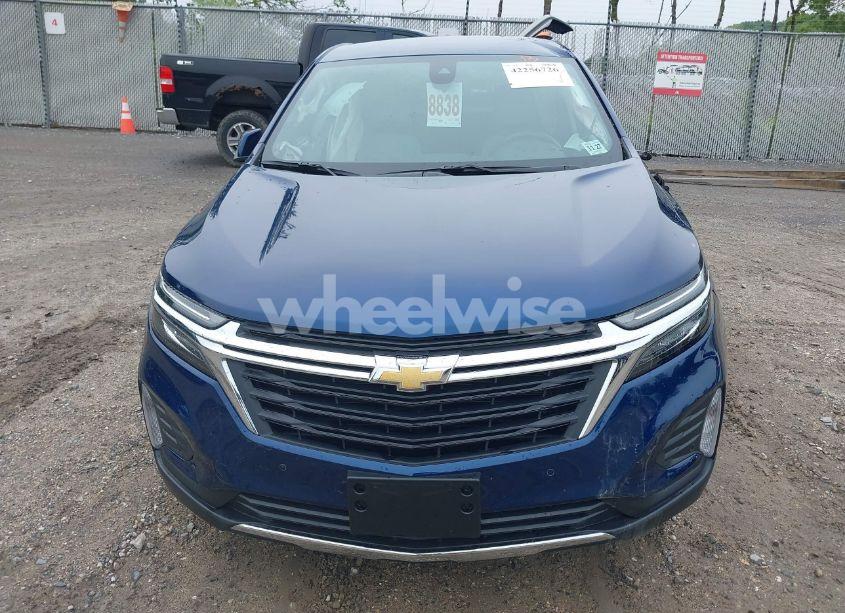 Photo 12 of 2022 Chevrolet Equinox AWD LT (VIN 3GNAXUEVXNL313294)