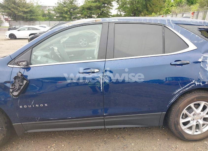 Photo 19 of 2022 Chevrolet Equinox AWD LT (VIN 3GNAXUEVXNL313294)