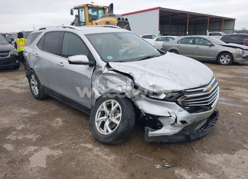 2018 Chevrolet Equinox PREMIER (VIN 3GNAXVEV0JS593135) main photo