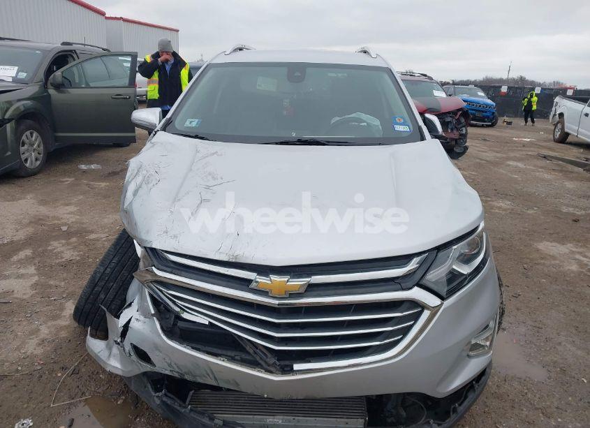 Photo 12 of 2018 Chevrolet Equinox PREMIER (VIN 3GNAXVEV0JS593135)