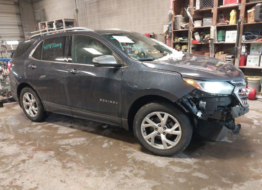 2018 Chevrolet Equinox PREMIER (VIN 3GNAXVEV1JS542632) main photo