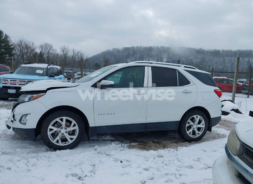 Photo 14 of 2018 Chevrolet Equinox PREMIER (VIN 3GNAXVEV1JS637224)