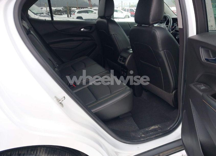 Photo 8 of 2018 Chevrolet Equinox PREMIER (VIN 3GNAXVEV1JS637224)