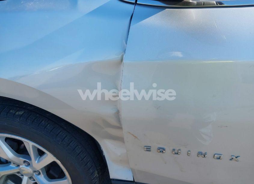 Photo 17 of 2018 Chevrolet Equinox PREMIER (VIN 3GNAXVEV2JS500101)