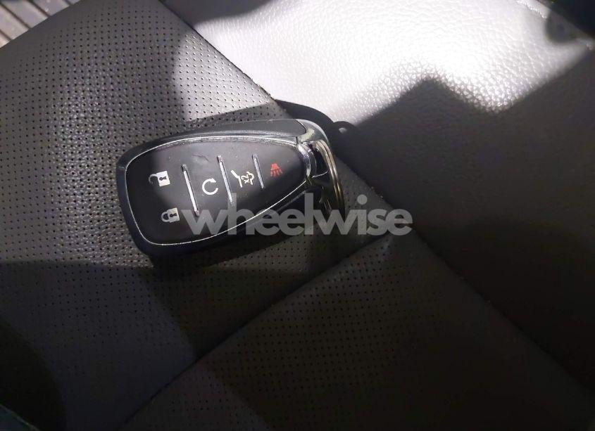 Photo 11 of 2018 Chevrolet Equinox PREMIER (VIN 3GNAXVEV3JL125930)