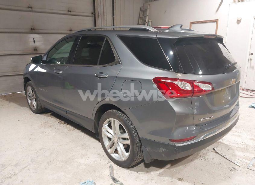 Photo 3 of 2018 Chevrolet Equinox PREMIER (VIN 3GNAXVEV3JL125930)