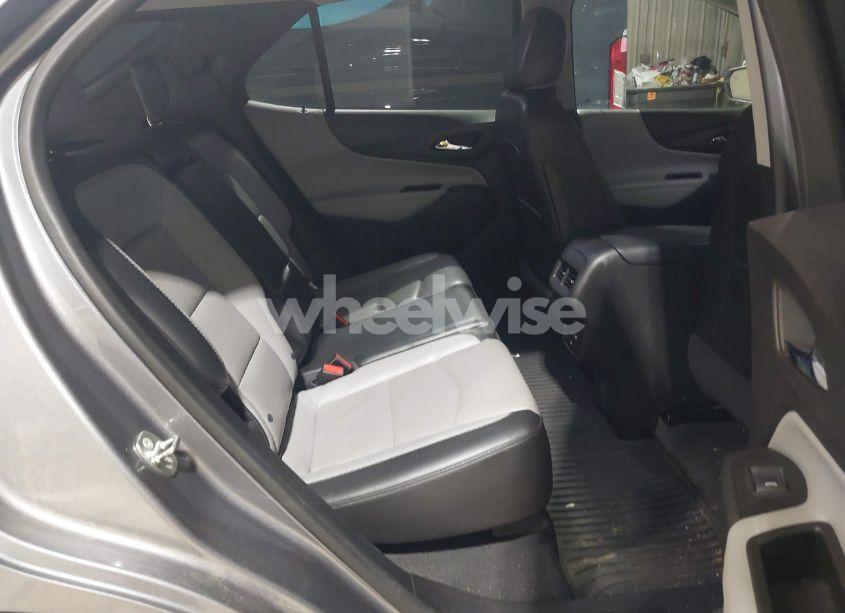 Photo 8 of 2018 Chevrolet Equinox PREMIER (VIN 3GNAXVEV3JL125930)