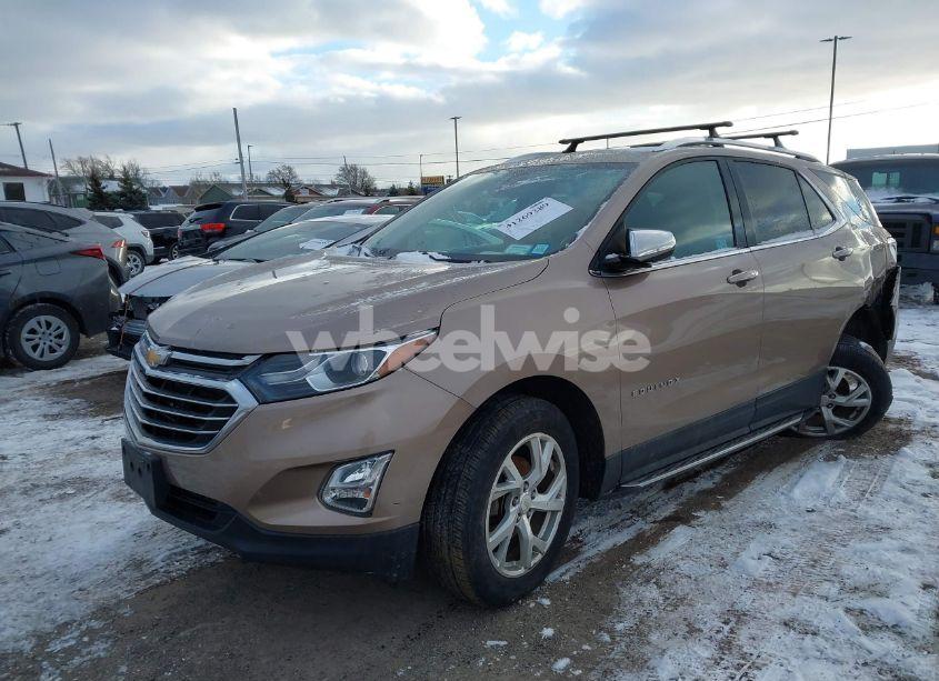 Photo 2 of 2018 Chevrolet Equinox PREMIER (VIN 3GNAXVEV6JL108653)